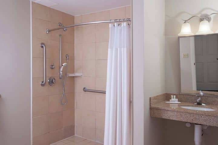 Room 15 of 29